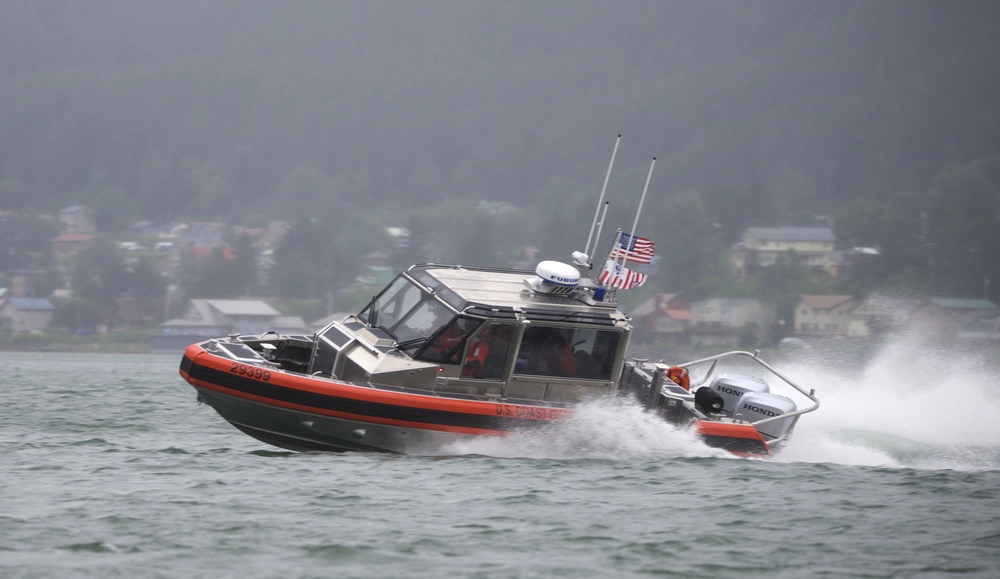 Response Boat-Small Overview: Comprehensive Analysis of Design, Features, Missions and Benefits